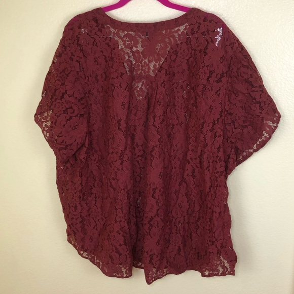 Torrid Harper Womens Lace Unlined Short Sleeve V-Neck Top Blouse Plus 5X - Picture 8 of 10